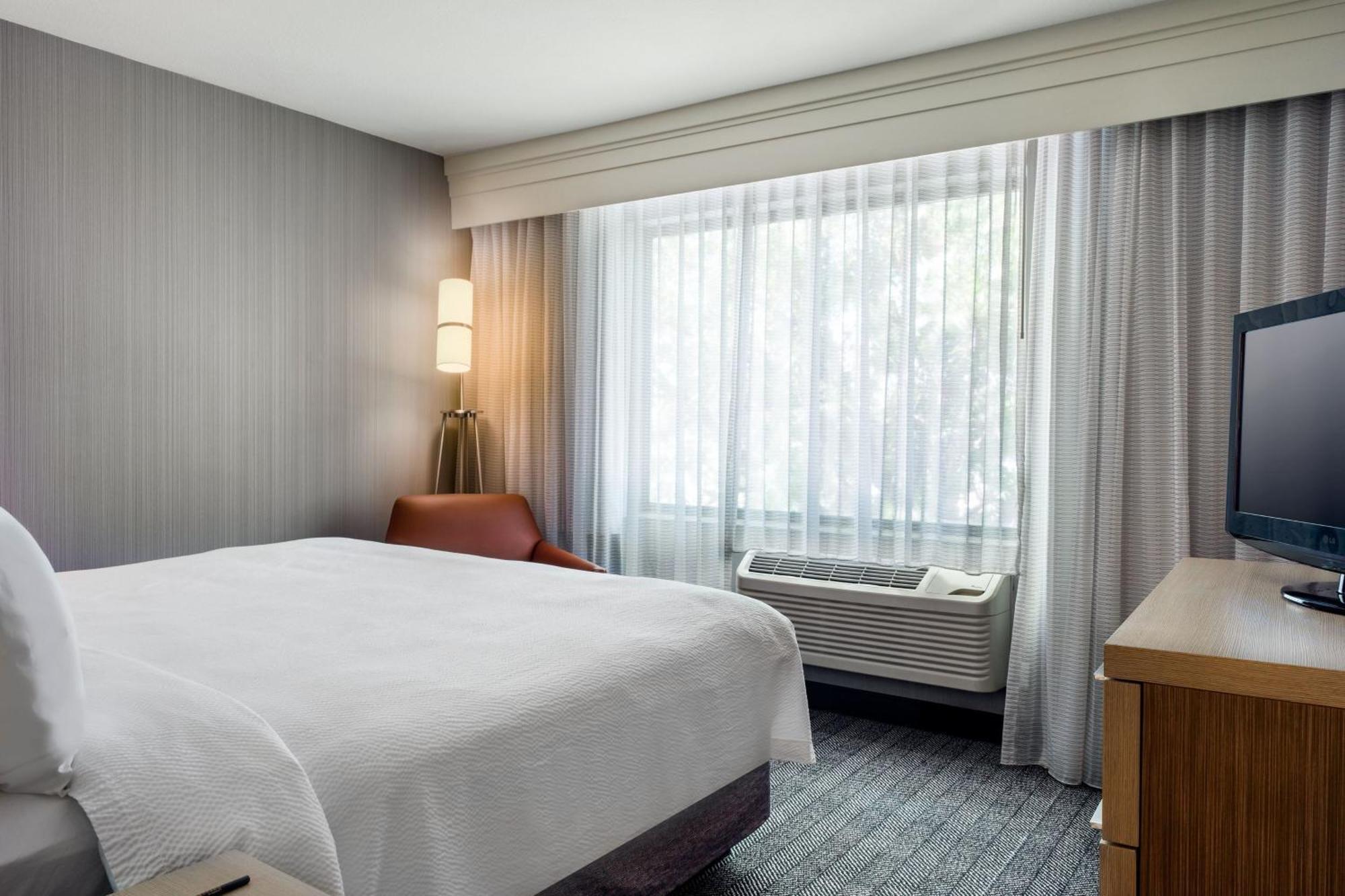 Courtyard By Marriott Vacaville Exterior photo