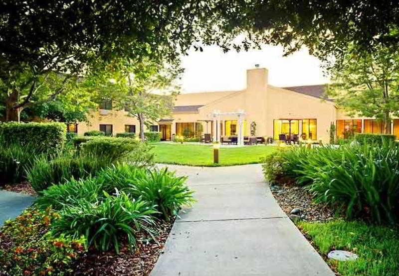 Courtyard By Marriott Vacaville Exterior photo